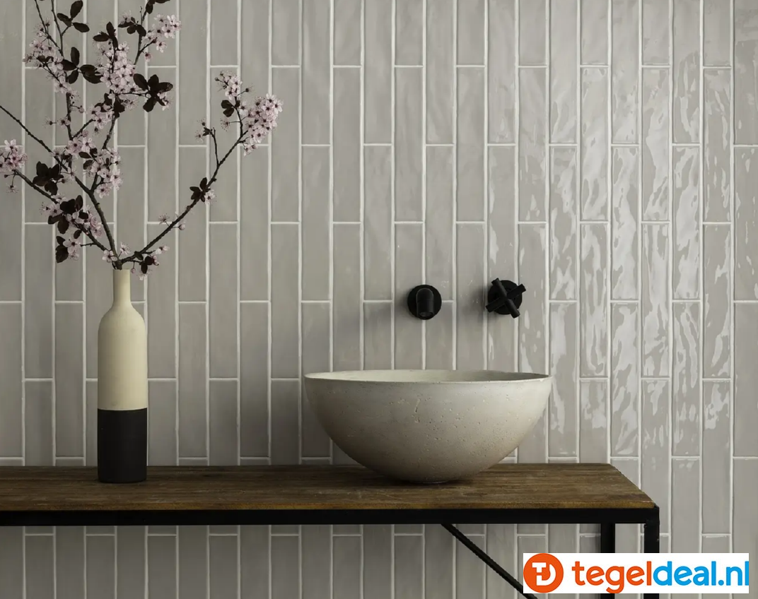 WDT DOM Kyushu, matte en glanzende wandtegels 5x25 cm WDT DOM Kyushu, matte en glanzende wandtegels 5x25 cm
