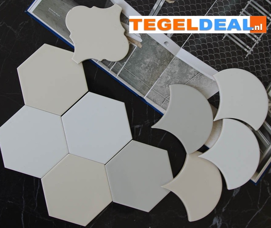 WDT Equipe, Scale Hexagon WHITE MATT, 12,4x10,7 cm, 21767