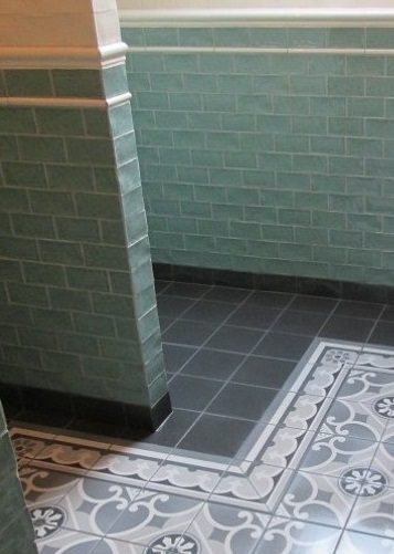 Equipe: Jolly-London-Torello-Bullnose-Pencil Bullnose-Corbel