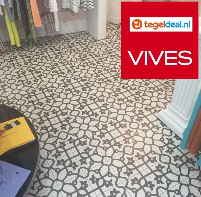 Vives 1900 JUJOL GRAFITO, 20x20 cm, patroontegels
